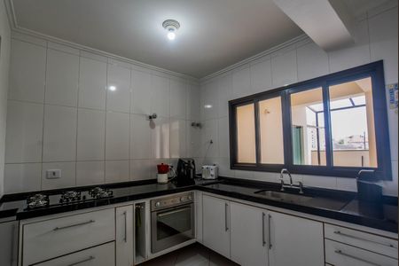 Casa à venda com 274m², 4 quartos e 4 vagasCozinha