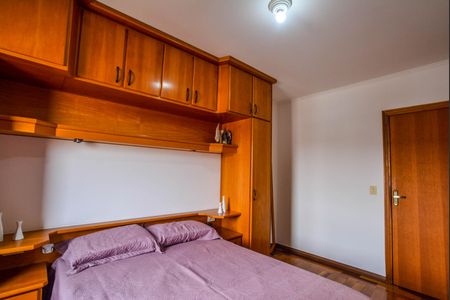 Casa à venda com 274m², 4 quartos e 4 vagasSuíte 2