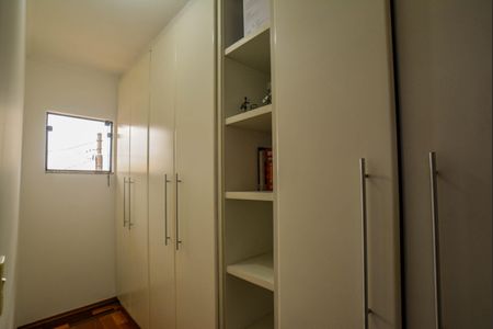 Casa à venda com 274m², 4 quartos e 4 vagasSuíte 1