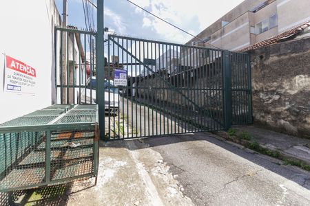 Casa de condomínio para alugar com 120m², 3 quartos e 1 vaga Casa de condomínio para alugar com 120m², 3 quartos e 1 vagaFachada