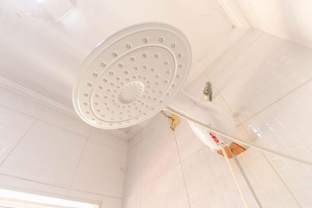 Casa de condomínio para alugar com 120m², 3 quartos e 1 vaga Casa de condomínio para alugar com 120m², 3 quartos e 1 vagaBanheiro da Suíte