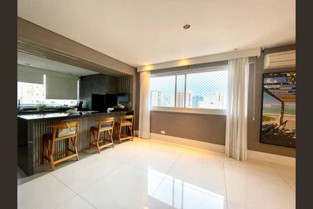 Apartamento à venda com 230m², 5 quartos e 4 vagas Apartamento à venda com 230m², 5 quartos e 4 vagasSala