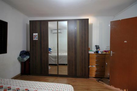 Casa à venda com 164m², 3 quartos e 8 vagasQuarto 1