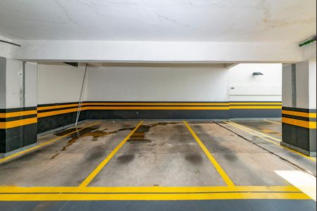 Apartamento à venda com 98m², 3 quartos e 2 vagas Apartamento à venda com 98m², 3 quartos e 2 vagasGaragem