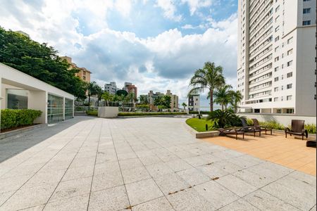 Apartamento à venda com 98m², 3 quartos e 2 vagas Apartamento à venda com 98m², 3 quartos e 2 vagasÁrea comum