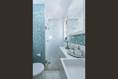 Apartamento à venda com 98m², 3 quartos e 2 vagas Apartamento à venda com 98m², 3 quartos e 2 vagasBanheiro da Suíte