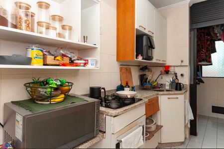 Apartamento à venda com 64m², 2 quartos e 2 vagasCozinha