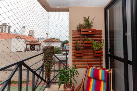 Apartamento à venda com 64m², 2 quartos e 2 vagasVaranda