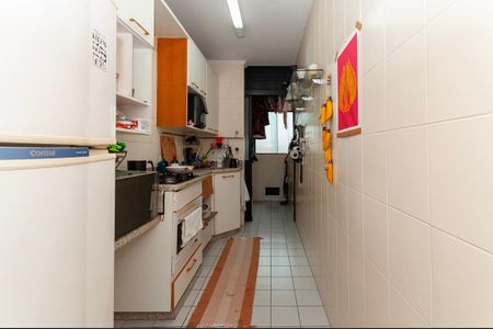 Apartamento à venda com 64m², 2 quartos e 2 vagasCozinha