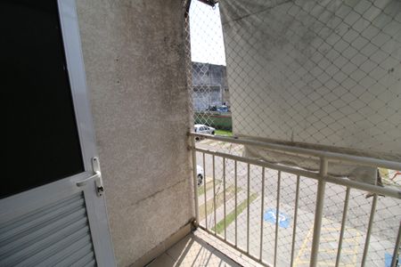 Apartamento à venda com 54m², 2 quartos e 2 vagasVaranda da área de serviço