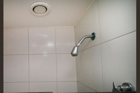Apartamento à venda com 54m², 2 quartos e 2 vagasBanheiro da Suíte