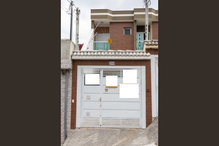 Casa à venda com 125m², 3 quartos e 2 vagasFachada