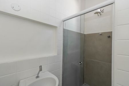 Casa à venda com 230m², 5 quartos e 1 vaga Casa à venda com 230m², 5 quartos e 1 vagaBanheiro