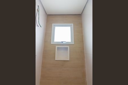 Casa à venda com 170m², 3 quartos e 1 vaga Casa à venda com 170m², 3 quartos e 1 vagaBanheiro da Suíte