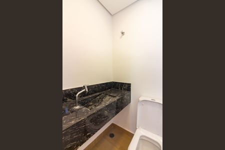 Casa à venda com 170m², 3 quartos e 1 vaga Casa à venda com 170m², 3 quartos e 1 vagaLavabo