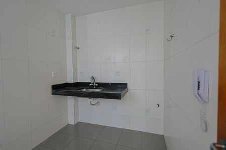Apartamento à venda com 54m², 2 quartos e 2 vagasCozinha e Área de Serviço