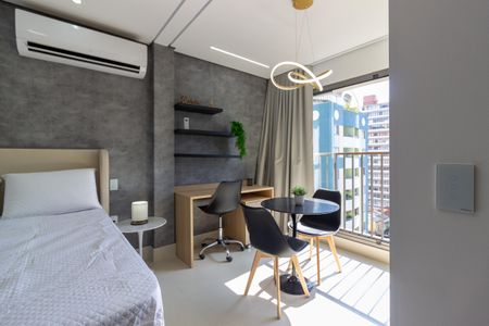Studio à venda com 28m², 1 quarto e sem vaga Studio à venda com 28m², 1 quarto e sem vagaStudio