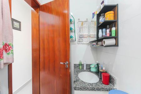 Apartamento à venda com 58m², 2 quartos e sem vaga Apartamento à venda com 58m², 2 quartos e sem vagaBanheiro