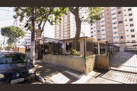 Apartamento à venda com 60m², 2 quartos e 1 vaga Apartamento à venda com 60m², 2 quartos e 1 vagaFachada e placa