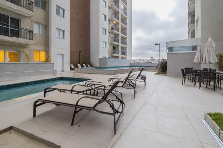 Apartamento à venda com 35m², 2 quartos e 1 vaga Apartamento à venda com 35m², 2 quartos e 1 vagaÁrea comum - Piscina