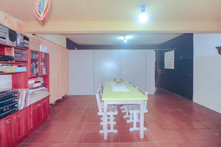 Casa à venda com 300m², 3 quartos e 5 vagasÁrea Privativa