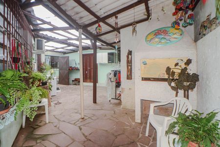 Casa à venda com 300m², 3 quartos e 5 vagasPátio