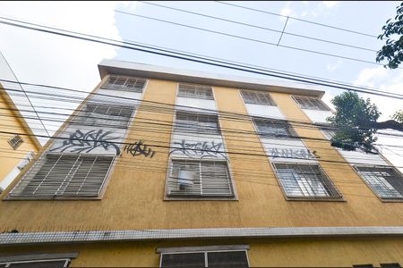 Apartamento à venda com 65m², 3 quartos e 1 vaga Apartamento à venda com 65m², 3 quartos e 1 vagaFachada