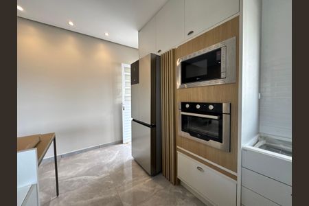 Casa à venda com 230m², 3 quartos e 2 vagasCozinha