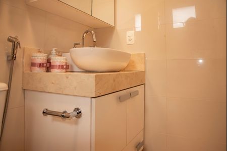 Apartamento à venda com 115m², 2 quartos e 2 vagasBanheiro da Suíte 2