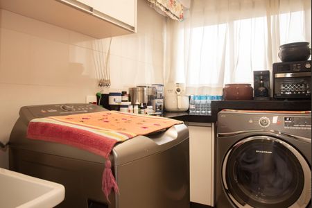 Apartamento à venda com 115m², 2 quartos e 2 vagasÁrea de Serviço