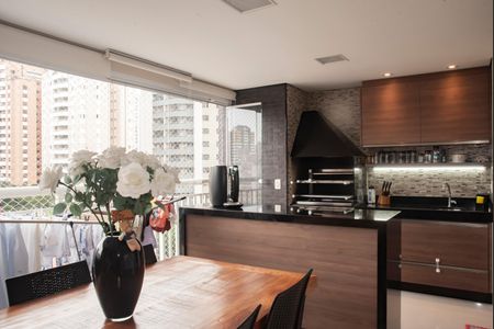 Apartamento à venda com 115m², 2 quartos e 2 vagasVaranda gourmet
