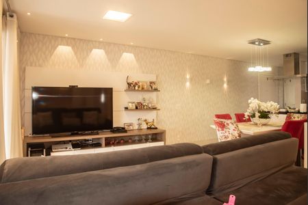 Apartamento à venda com 115m², 2 quartos e 2 vagasSala