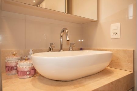 Apartamento à venda com 115m², 2 quartos e 2 vagasBanheiro da Suíte 2