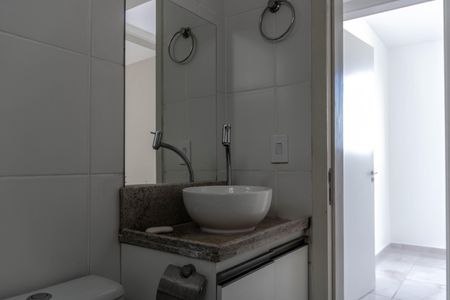 Apartamento à venda com 48m², 2 quartos e 1 vaga Apartamento à venda com 48m², 2 quartos e 1 vagaBanheiro