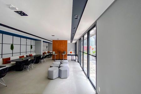 Apartamento para alugar com 39m², 2 quartos e sem vagaÁrea comum