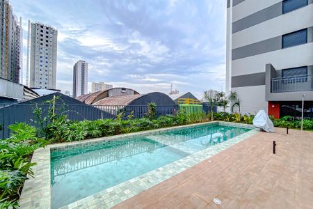 Apartamento para alugar com 39m², 2 quartos e sem vagaÁrea comum - Piscina
