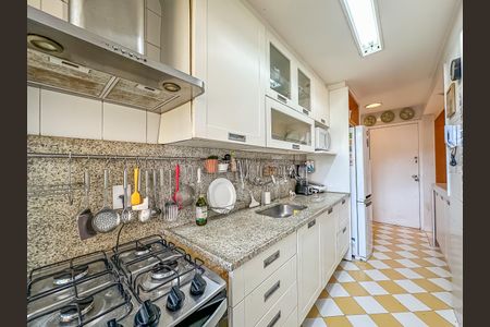 Apartamento à venda com 166m², 2 quartos e 1 vaga Apartamento à venda com 166m², 2 quartos e 1 vagaCozinha