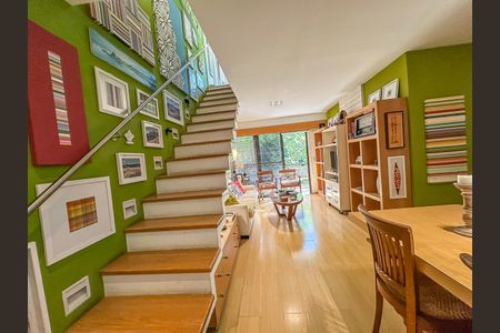 Apartamento à venda com 166m², 2 quartos e 1 vaga Apartamento à venda com 166m², 2 quartos e 1 vagaSala