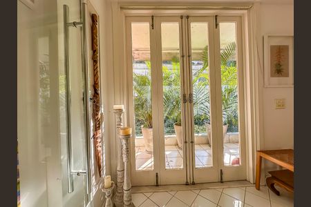 Apartamento à venda com 166m², 2 quartos e 1 vaga Apartamento à venda com 166m², 2 quartos e 1 vagaSala 2