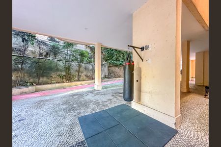 Apartamento à venda com 166m², 2 quartos e 1 vaga Apartamento à venda com 166m², 2 quartos e 1 vagaÁrea comum