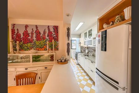 Apartamento à venda com 166m², 2 quartos e 1 vaga Apartamento à venda com 166m², 2 quartos e 1 vagaCozinha