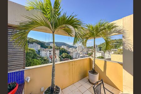 Apartamento à venda com 166m², 2 quartos e 1 vaga Apartamento à venda com 166m², 2 quartos e 1 vagaÁrea comum