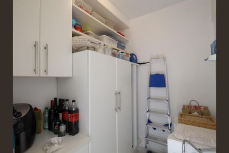 Apartamento à venda com 85m², 2 quartos e 2 vagasQuarto de Serviço