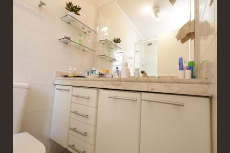 Apartamento à venda com 85m², 2 quartos e 2 vagasBanheiro da Suíte