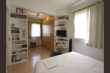 Apartamento à venda com 85m², 2 quartos e 2 vagasSuíte