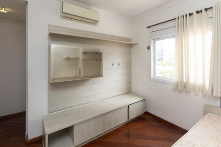 Apartamento à venda com 180m², 3 quartos e 4 vagas Apartamento à venda com 180m², 3 quartos e 4 vagasSuíte 2