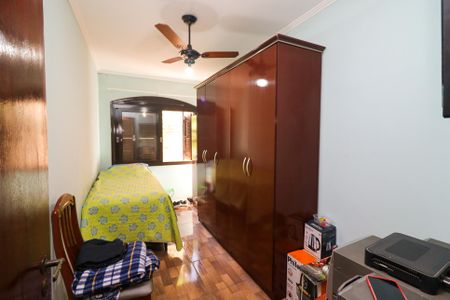 Casa à venda com 402m², 5 quartos e 5 vagas Casa à venda com 402m², 5 quartos e 5 vagasQuarto 3