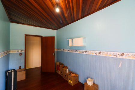 Casa à venda com 402m², 5 quartos e 5 vagas Casa à venda com 402m², 5 quartos e 5 vagasQuarto 5