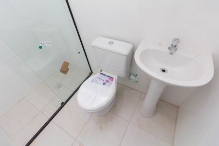 Casa à venda com 200m², 3 quartos e 4 vagas Casa à venda com 200m², 3 quartos e 4 vagasBanheiro da Suíte 1