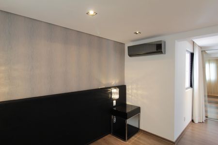 Apartamento à venda com 1427m², 2 quartos e 4 vagasSuíte